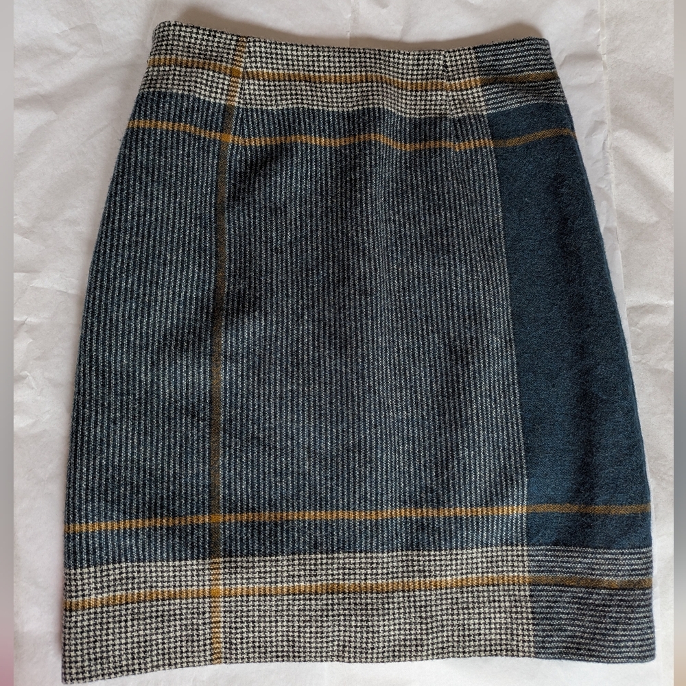 Hobbs London 100% Wool Grey Stripe Pattern Mini Skirt Size 4